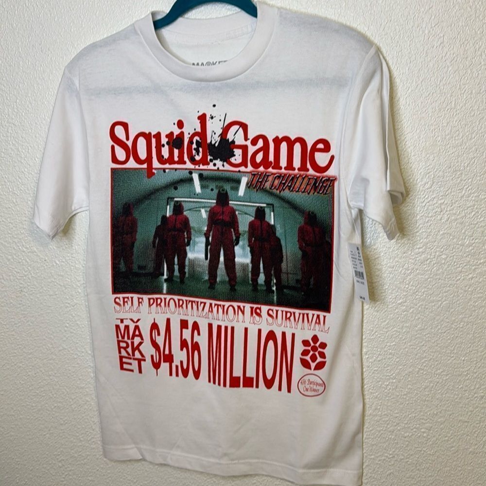 NWT- Market Studios x Squid Games Netflix -White- Mens size small